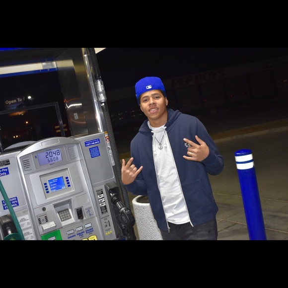 Meet your Posher, Mekhi - Picture 4 of 6